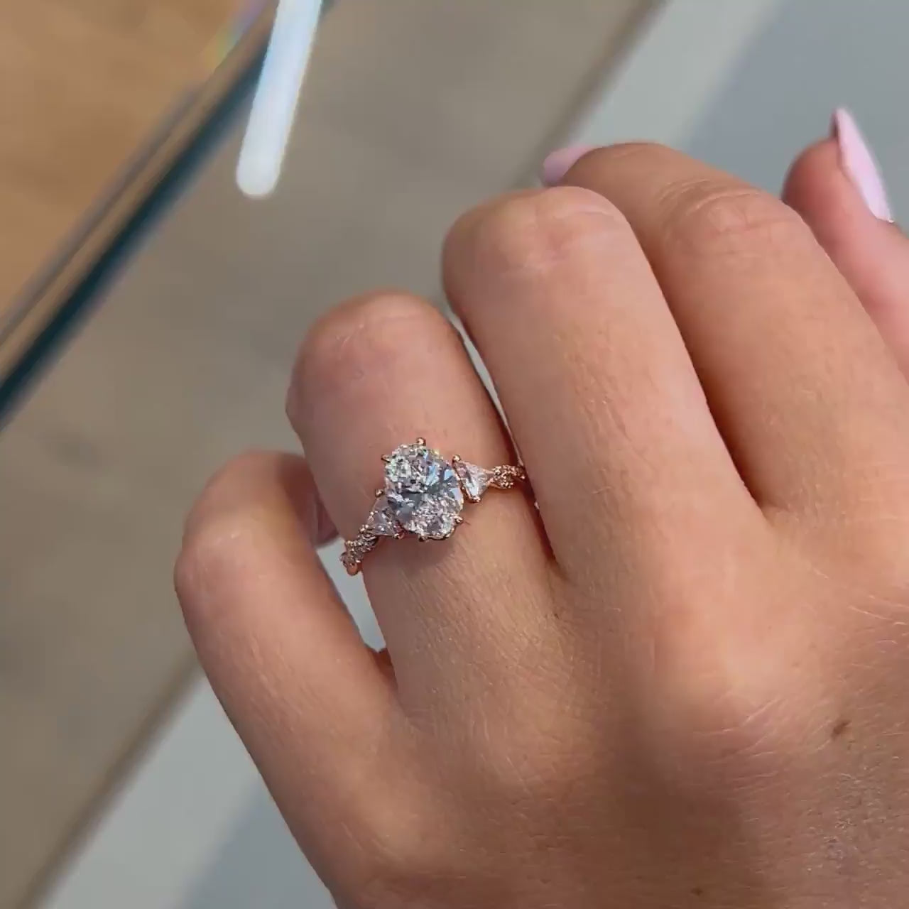 updated#gid://shopify/Video/33838712521008#video_id