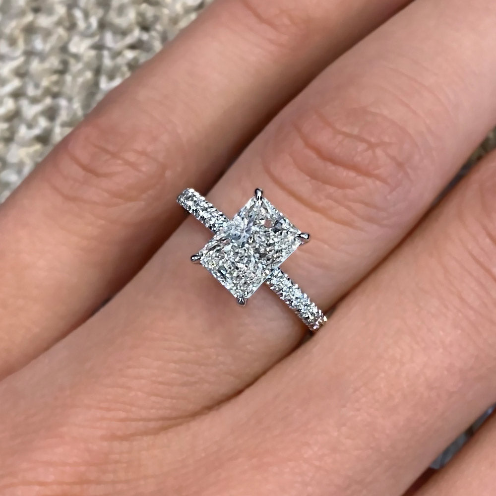 Akia Classic Lab Grown Diamond Engagement Ring - Featured Image