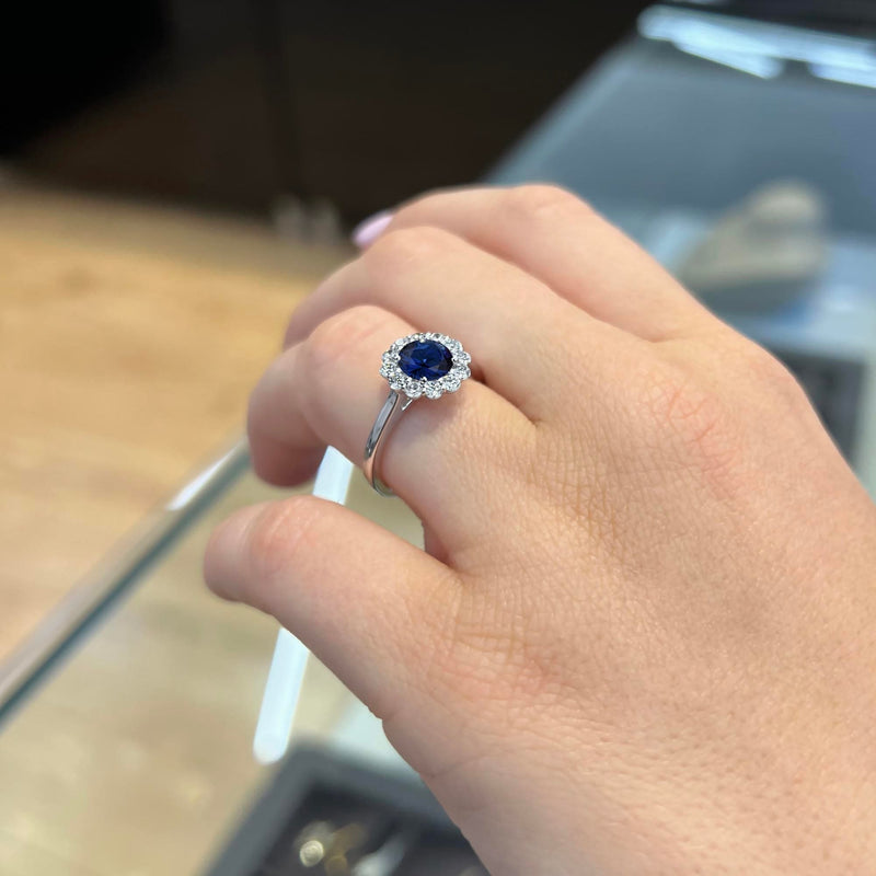 Round Cut Halo Blue Sapphire Engagement Ring